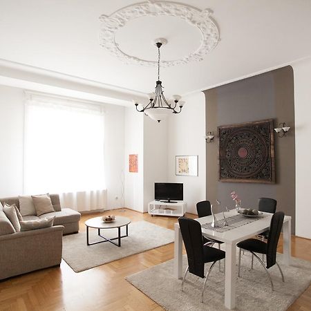 Royal Center Apartment Budapest Exterior photo