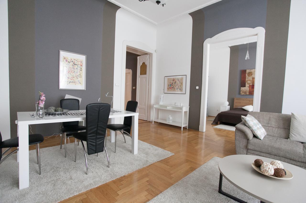 Royal Center Apartment Budapest Exterior photo